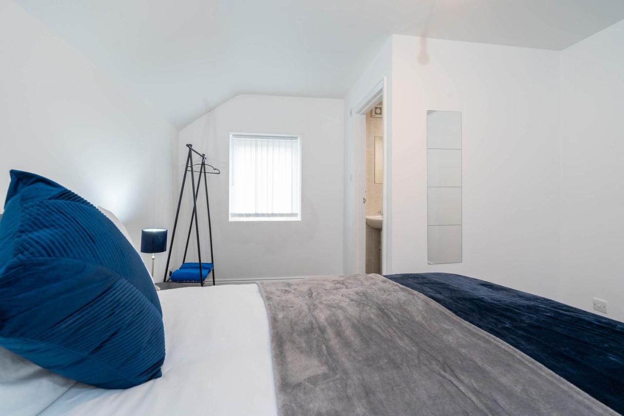 Three Bedroom Apartment- One Choice Stays Serviced Accommodation- Jewellery Quarter Birmingham Esterno foto