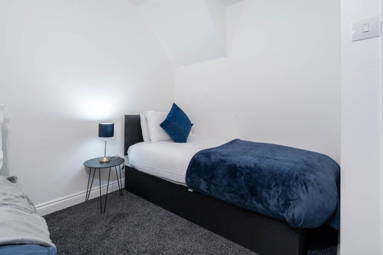 Three Bedroom Apartment- One Choice Stays Serviced Accommodation- Jewellery Quarter Birmingham Esterno foto