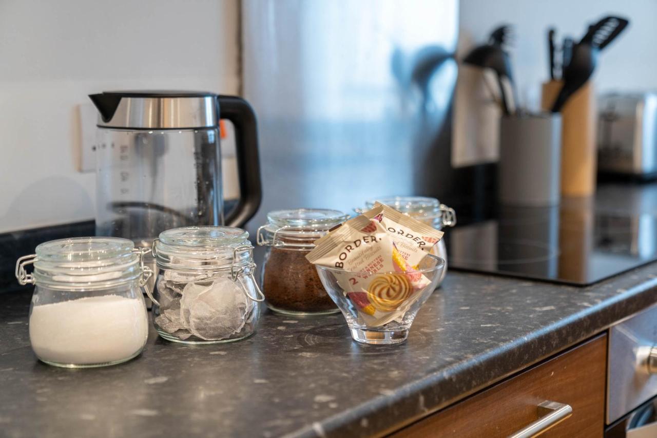 Three Bedroom Apartment- One Choice Stays Serviced Accommodation- Jewellery Quarter Birmingham Esterno foto
