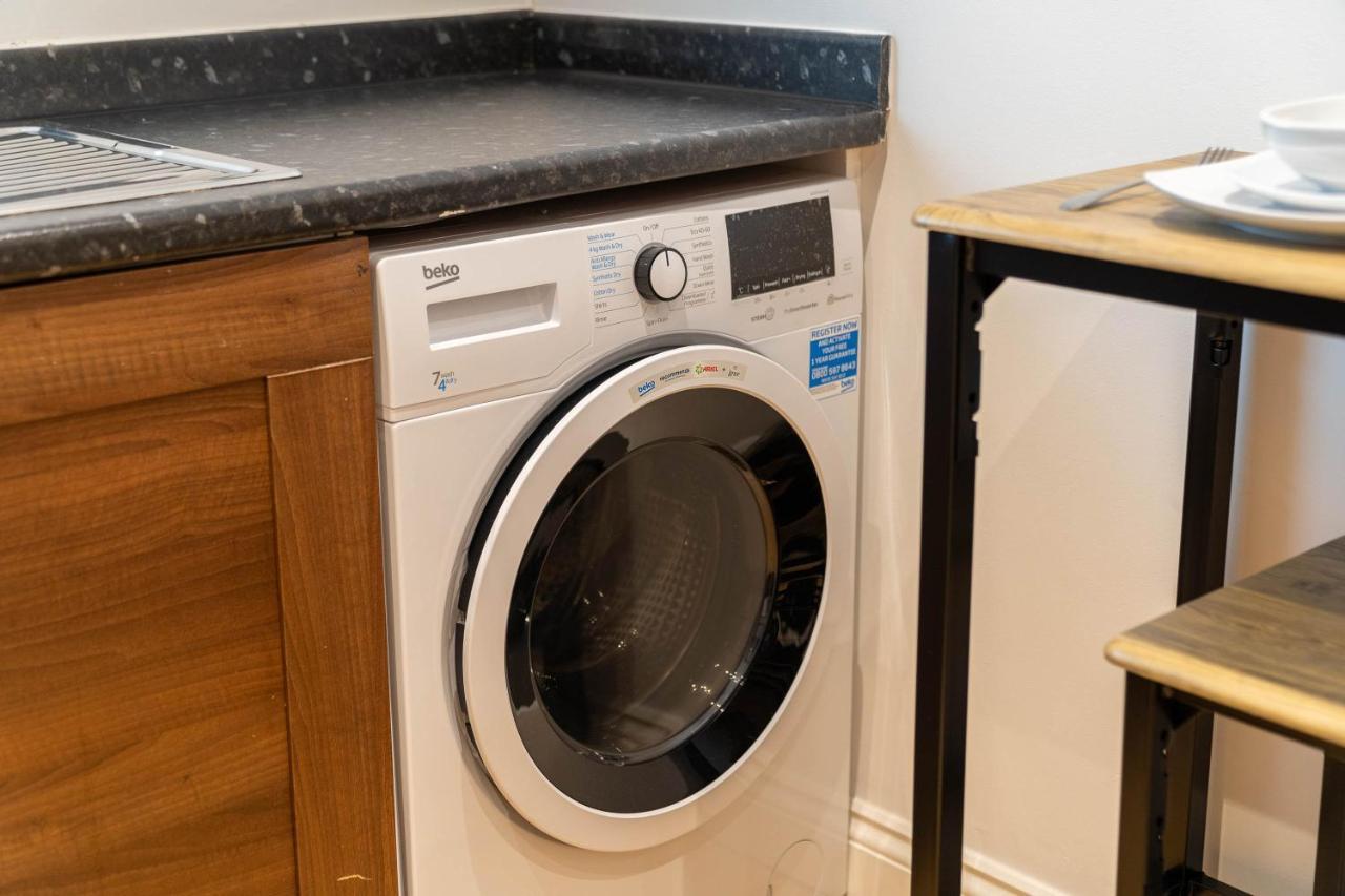 Three Bedroom Apartment- One Choice Stays Serviced Accommodation- Jewellery Quarter Birmingham Esterno foto