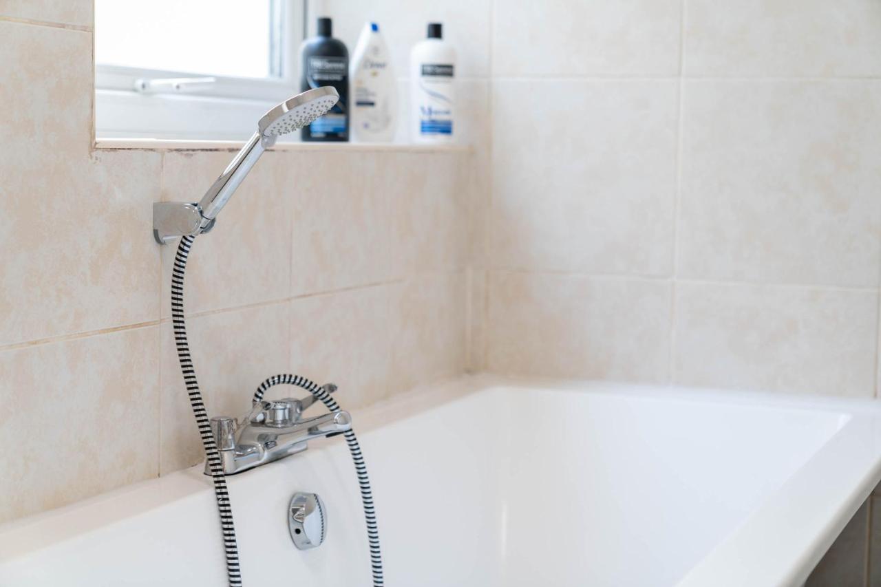 Three Bedroom Apartment- One Choice Stays Serviced Accommodation- Jewellery Quarter Birmingham Esterno foto