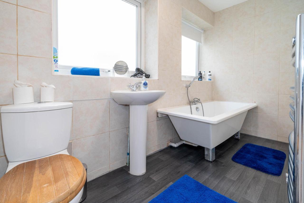 Three Bedroom Apartment- One Choice Stays Serviced Accommodation- Jewellery Quarter Birmingham Esterno foto